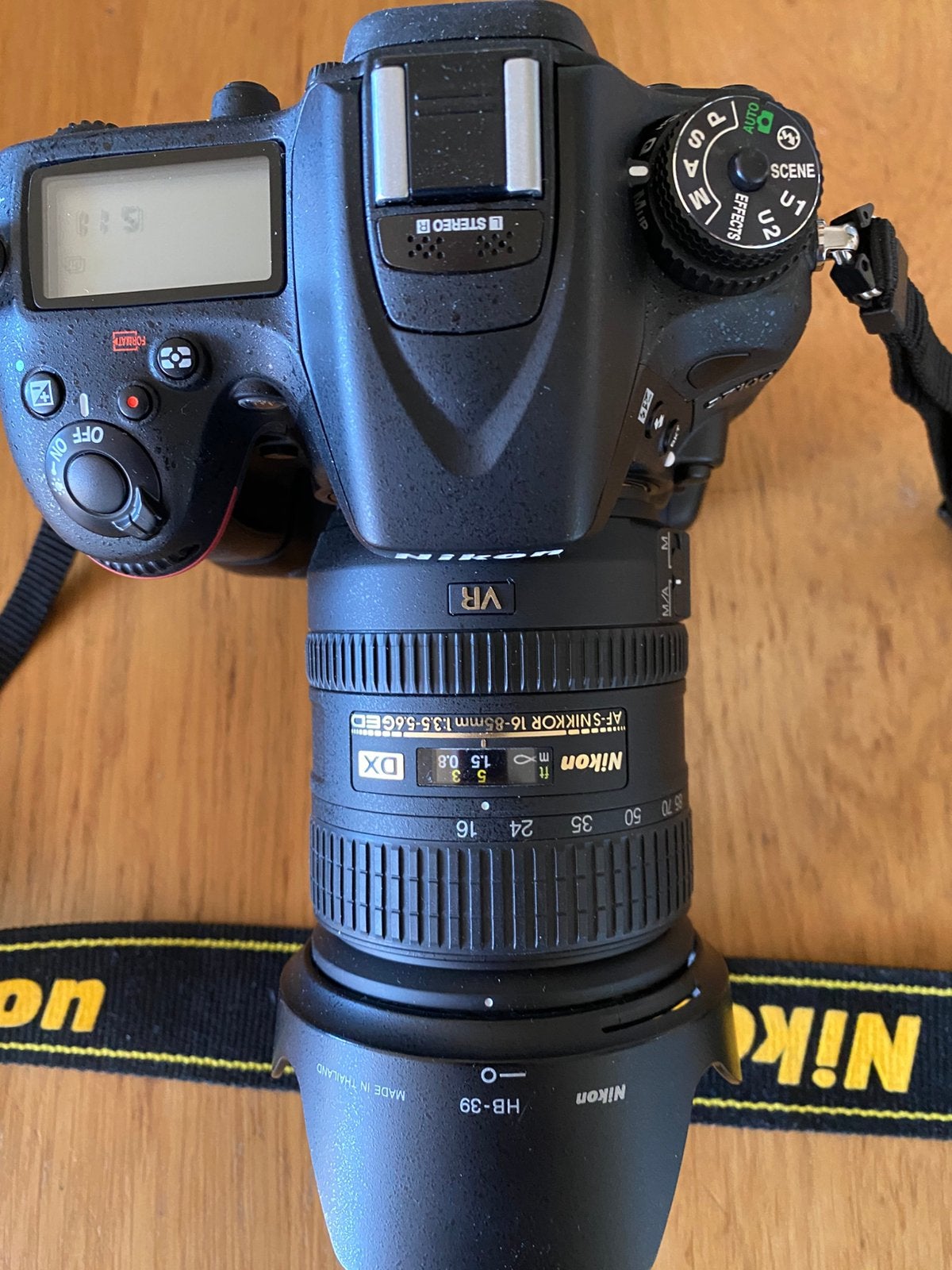 Nikon d7100 met maar 1191 clicks, Ophalen, Zo goed als nieuw, Grip, Nikon
