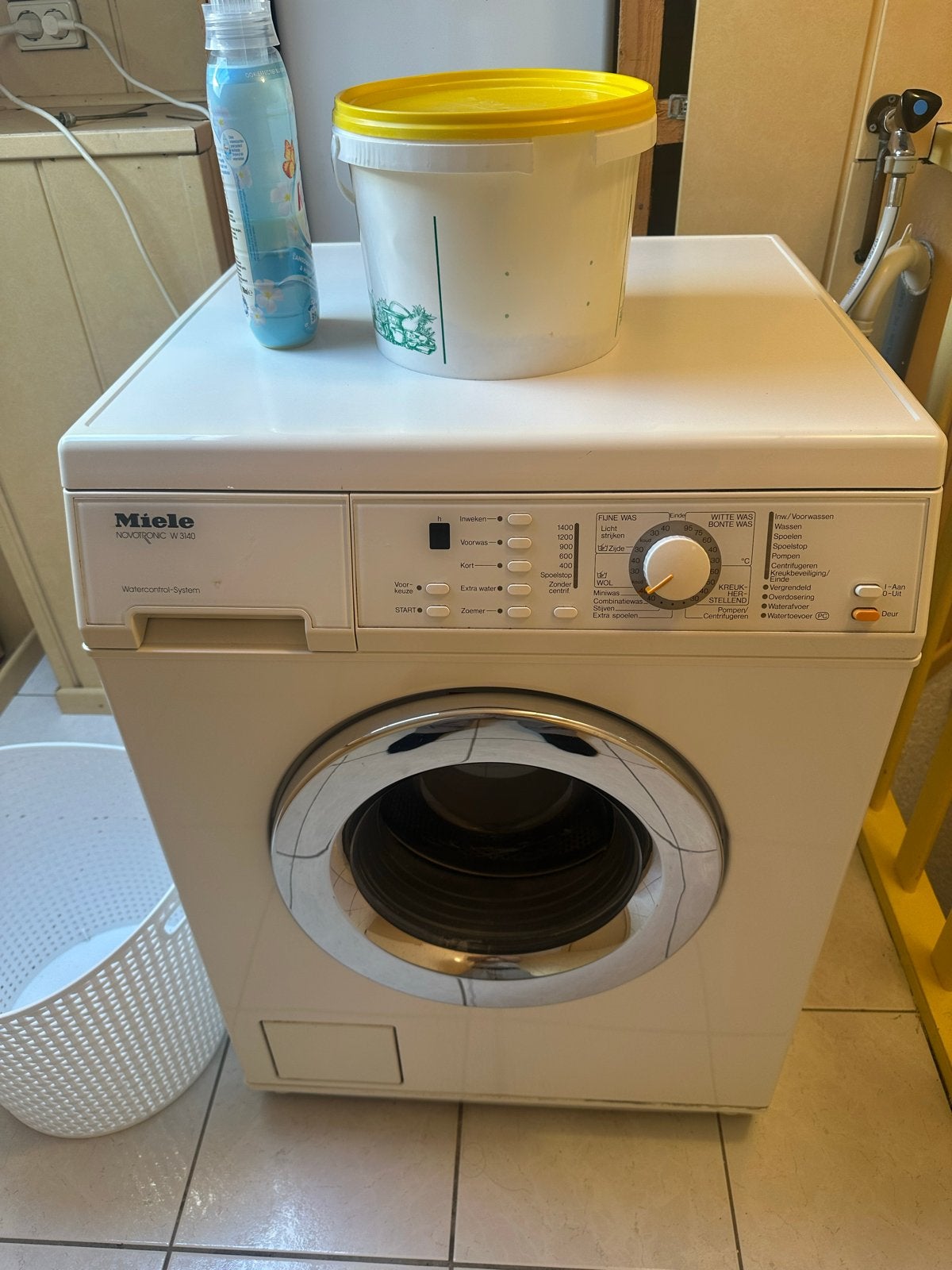 Miele Novotronic W 961 Wasmachine - Goede staat, Witgoed en Apparatuur, Wasmachines, Ophalen, Gebruikt, Voorlader, Wolwasprogramma