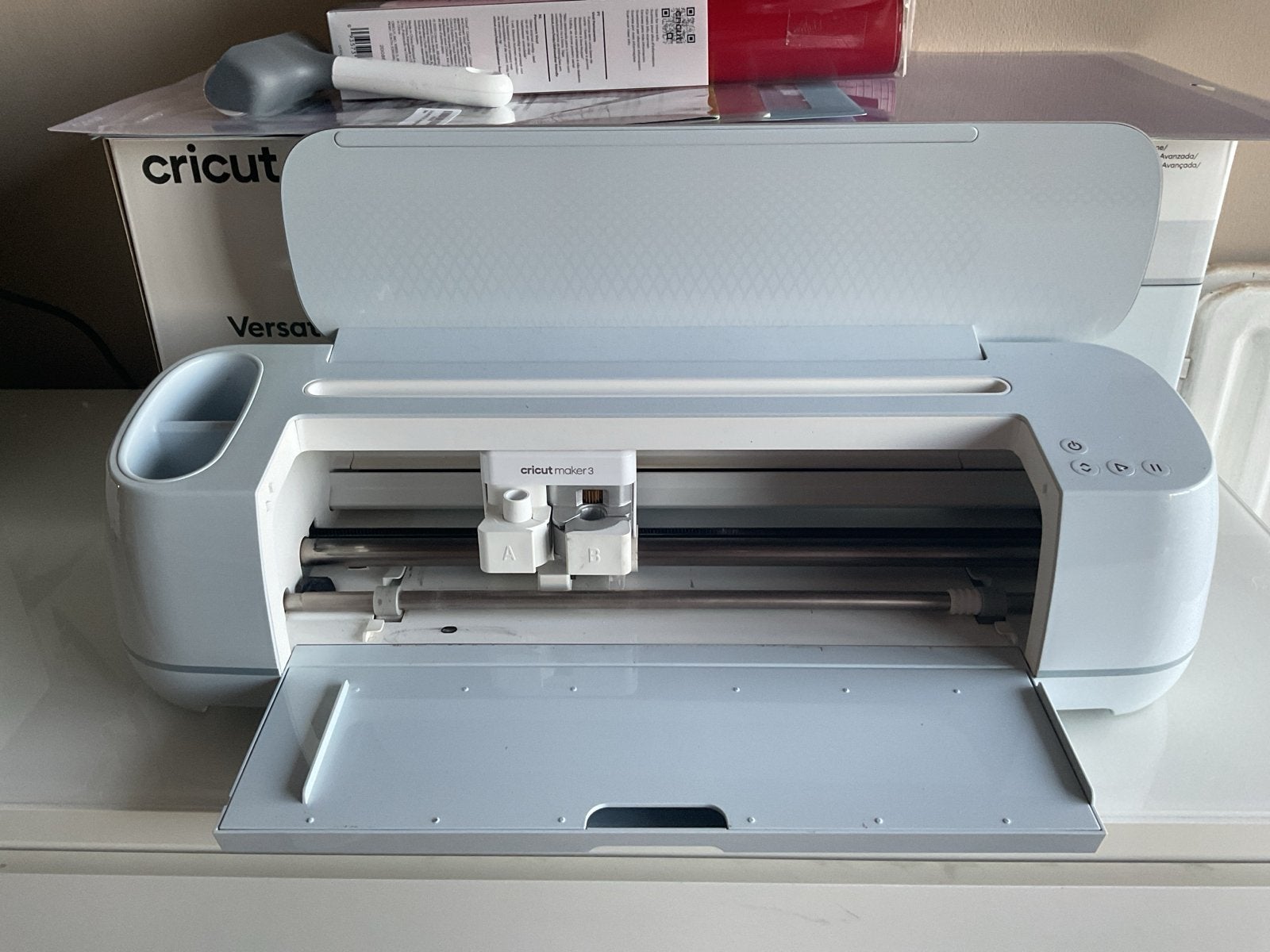 Cricut Maker 3 met diverse matten en originele doos, Hobby en Vrije tijd, Knutselen, Ophalen, Overige thema's, Zo goed als nieuw