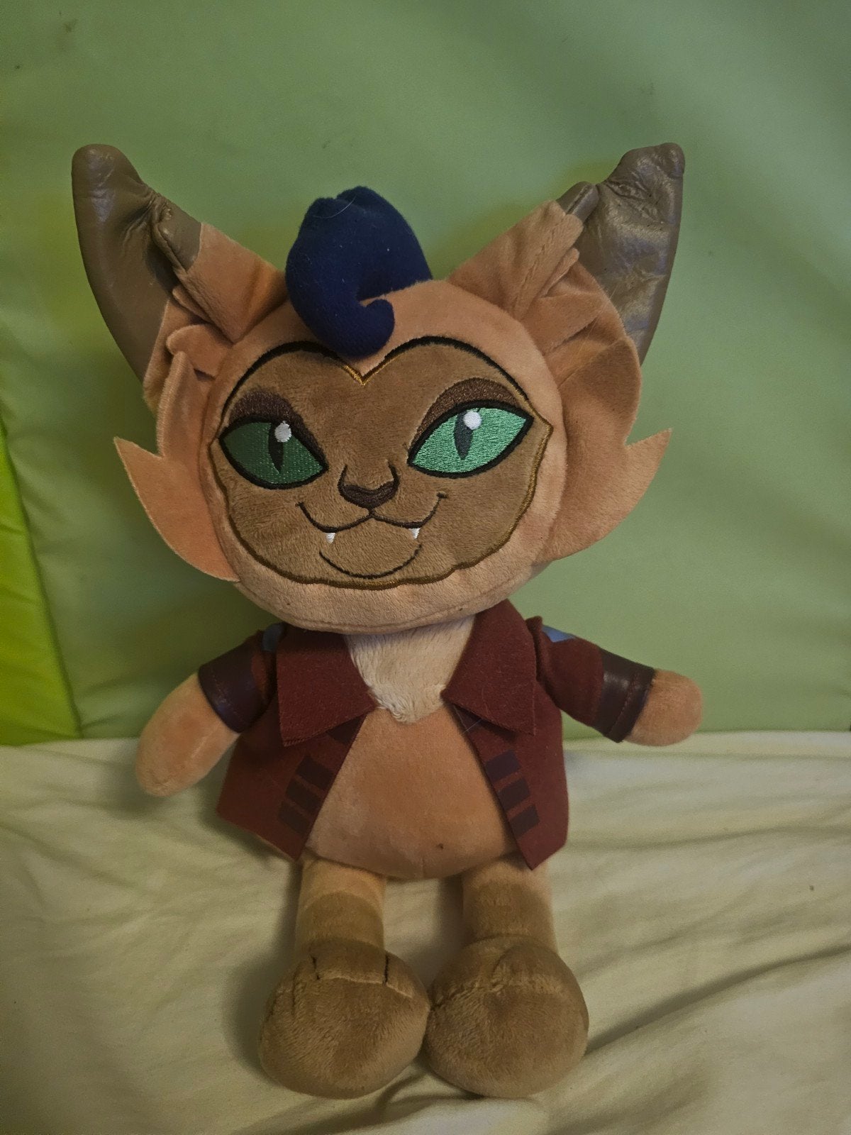 Leuke kattenknuffel met jasje - Zo goed als nieuw, Overige merken, Overige karakters, Ophalen of Verzenden, Zo goed als nieuw