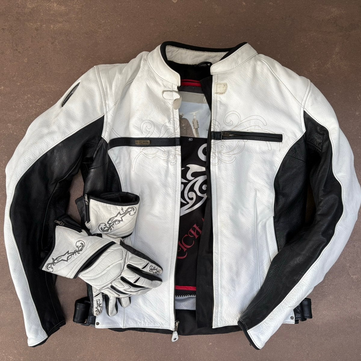 Dames Motorjas leer mt 40 + handschoenen, Motoren, Kleding | Motorkleding, Ophalen of Verzenden, Tweedehands, Dames, Jas | leer