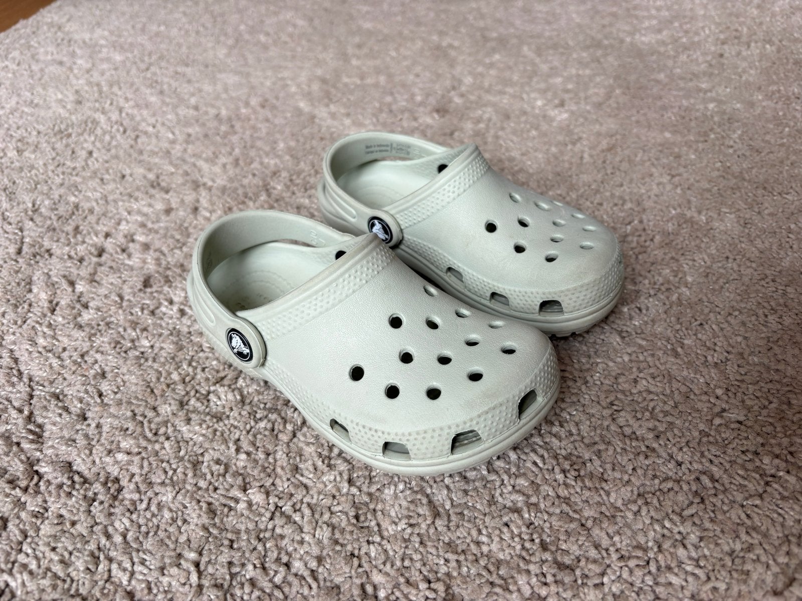 Crocs voor Kinderen - Lichtgroen, Maat C10 (27-28), Ophalen of Verzenden, Gebruikt, Jongen of Meisje, Overige typen