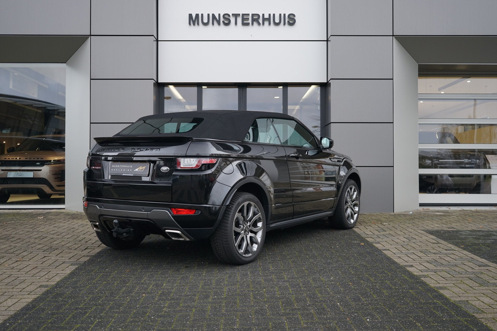 Land Rover Range Rover Evoque Convertible 2.0 TD4 SE Dynamic, Auto's, Automaat, Dealer onderhouden, 2005 kg, Gebruikt