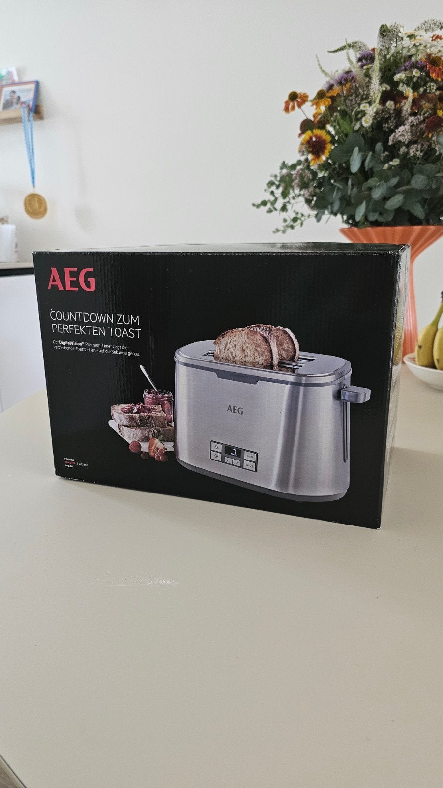 Nieuw in doos: AEG AT7800 broodrooster met RVS broodrek, Ophalen of Verzenden, Nieuw, Uitneembare kruimellade
