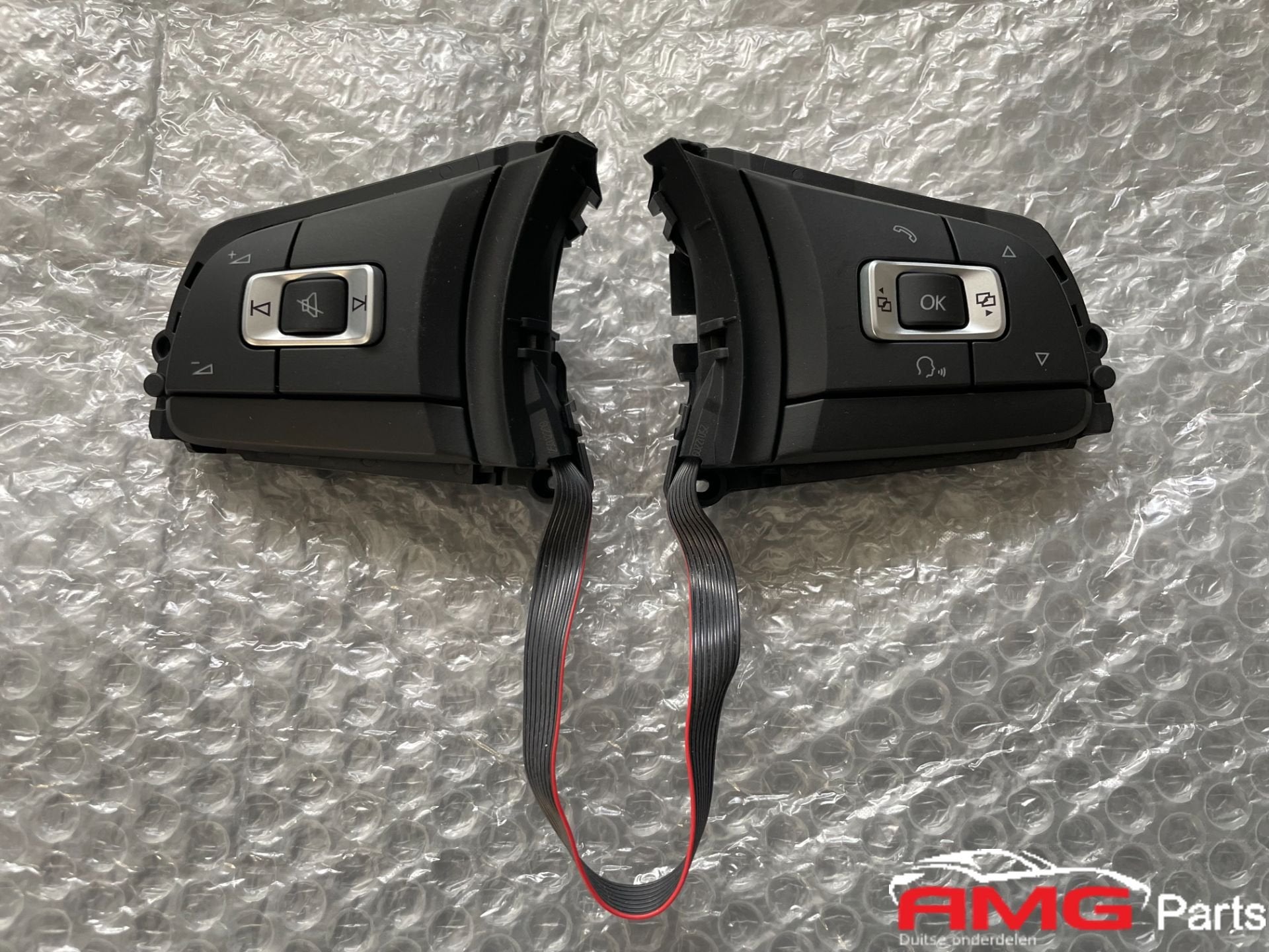 Vw Polo UP Scirocco Stuur Gti Gtd R Line Knopjes 1K8959442, Auto-onderdelen, Volkswagen, Volkswagen AG, Nieuw, Berliner Ring 2
38440  Wolfsburg, DE