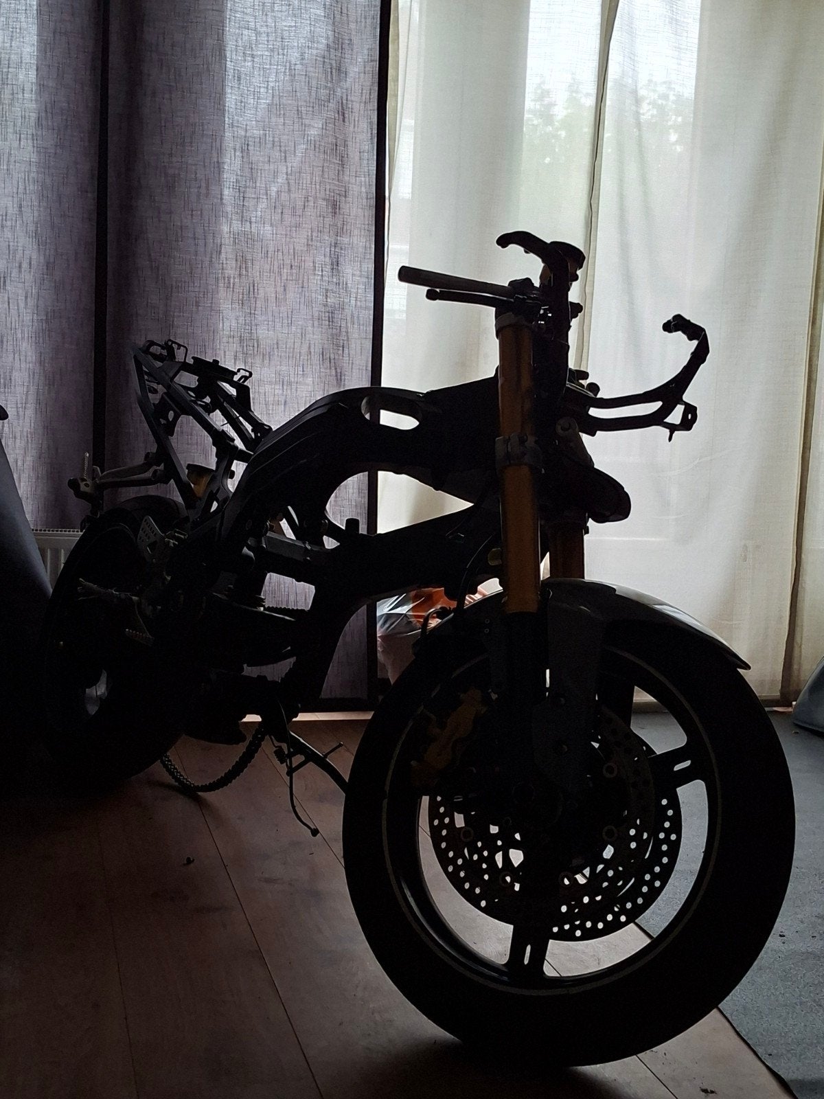Suzuki GSXR1000 K3 2003 Frame met kenteken GSXR 1000 k4, Ophalen