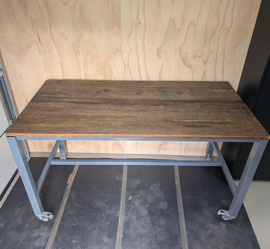 Industriële Maatwerk Tafel – Massief vintage houten blad, Ophalen, Gebruikt, Overige materialen, 50 tot 100 cm