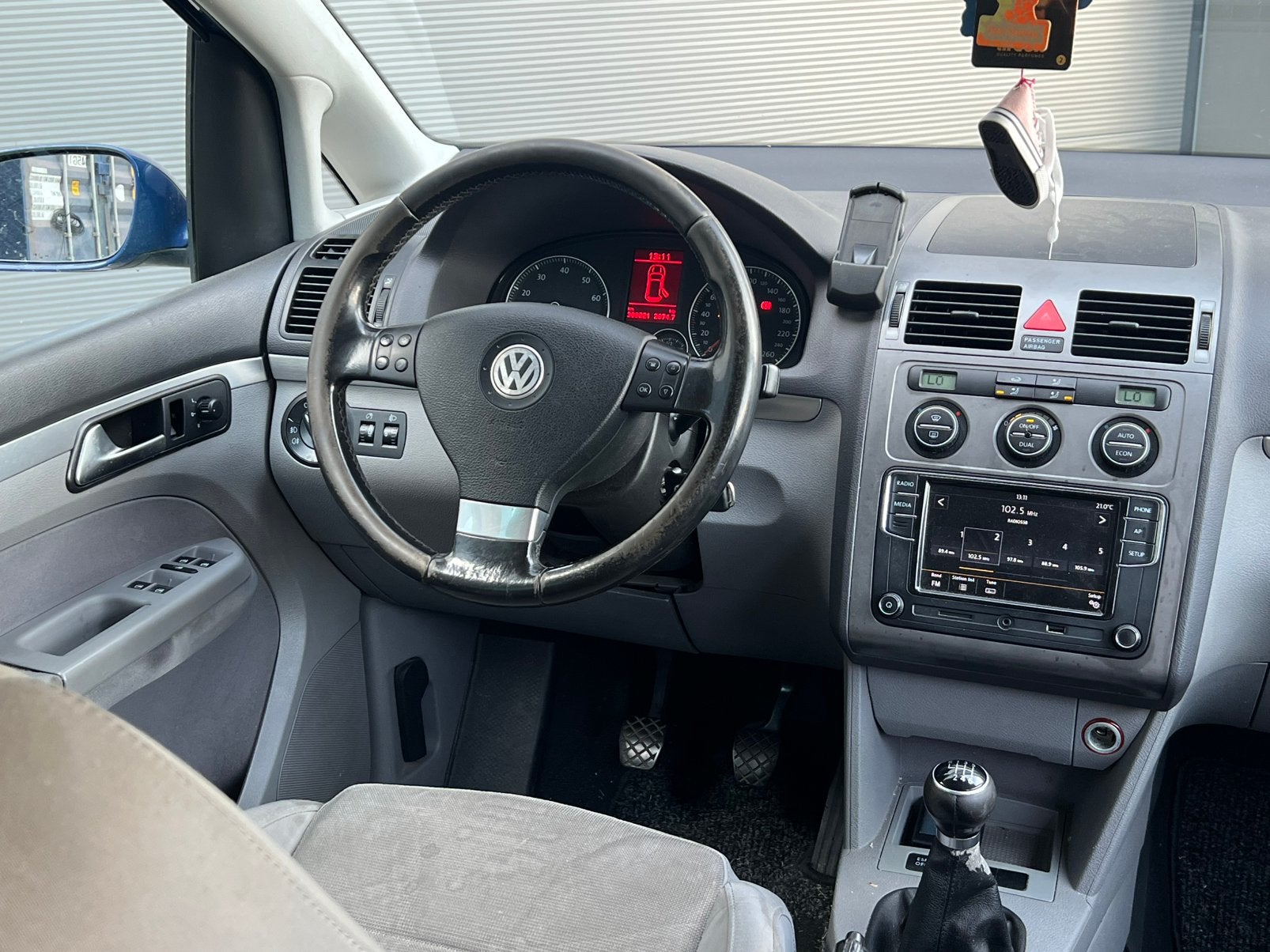 Goedrijdende Luxe Volkswagen Touran 1.4 TSI 140PK/AC/NAP/APK, Auto's, Voorwielaandrijving, Stof, 4 cilinders, Blauw