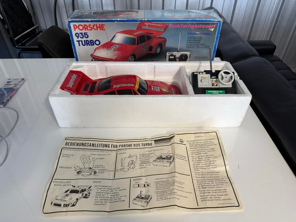 Vintage Porsche 935 Turbo RC auto - Jägermeister, Zo goed als nieuw, Auto onroad, RTR (Ready to Run), Overige schalen