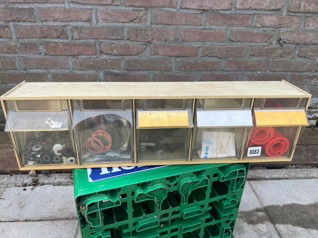 Assortiment doosjes met inhoud - Diverse bevestigingsmateria, Ophalen, Gebruikt, Minder dan 50 mm, Overige typen