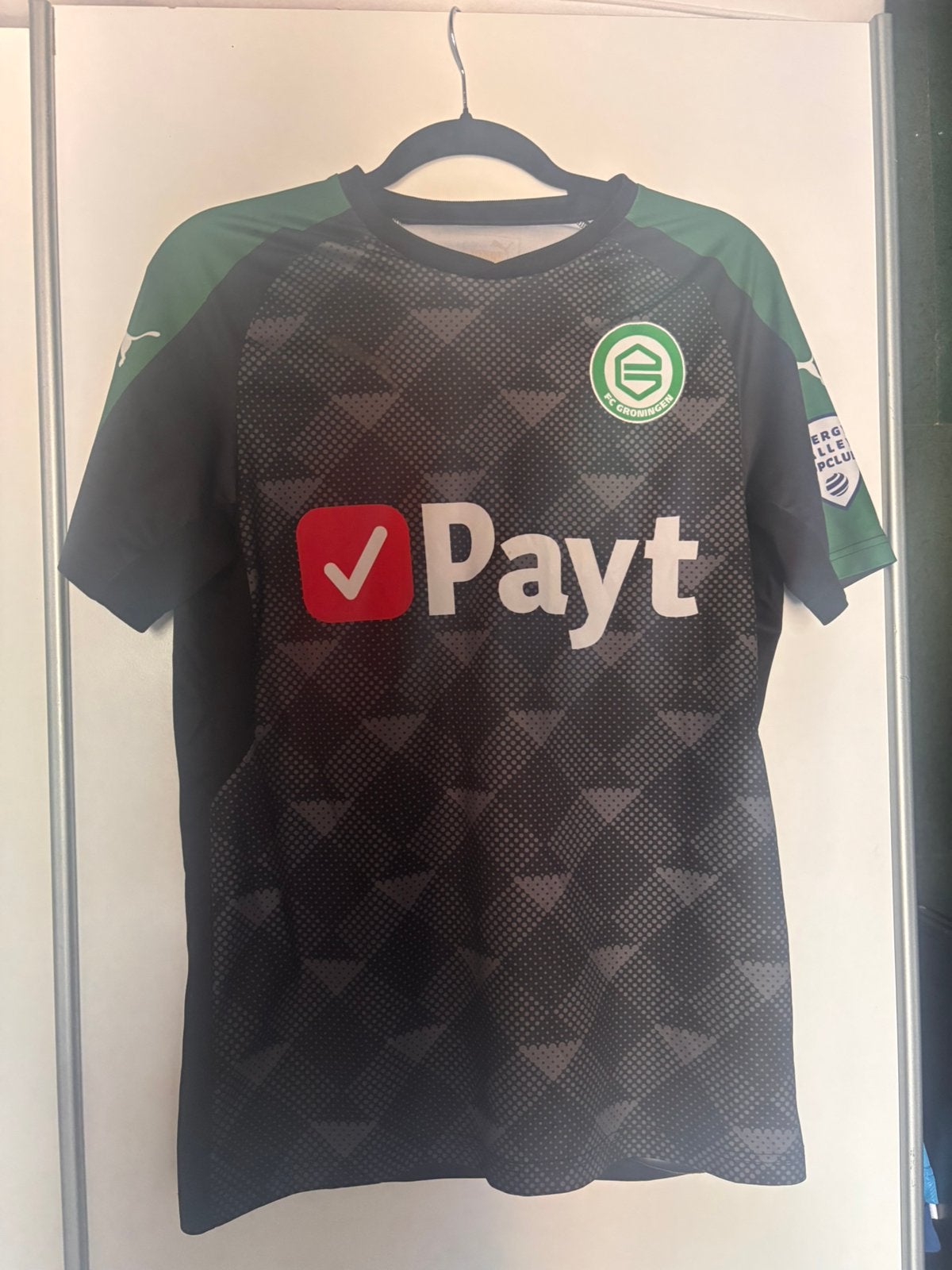 FC Groningen Puma uitshirt – Payt – Energy Valley Topclub, Maat M, Ophalen of Verzenden, Zo goed als nieuw, Shirt