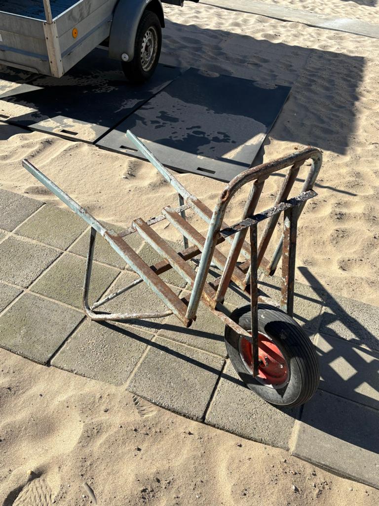 Robuuste stenenwagen / matador, Ophalen, Gebruikt
