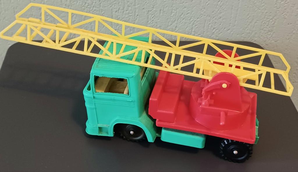 Wildebras ladderwagen. Vynil. 1:20., Antiek en Kunst, Antiek | Speelgoed, Ophalen of Verzenden