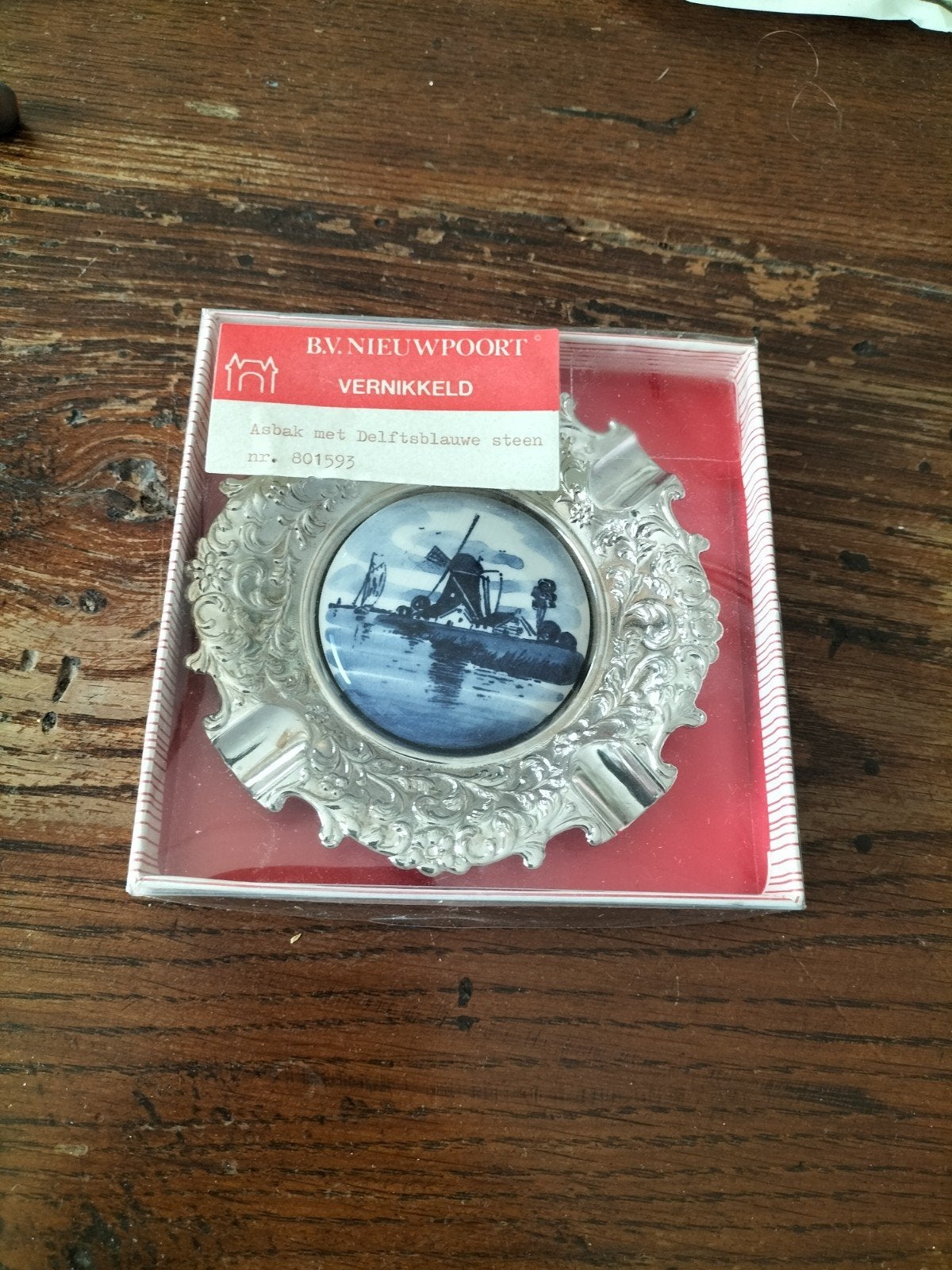 Vernikkelde asbak met Delftsblauwe steen - Nieuwpoort, Ophalen of Verzenden