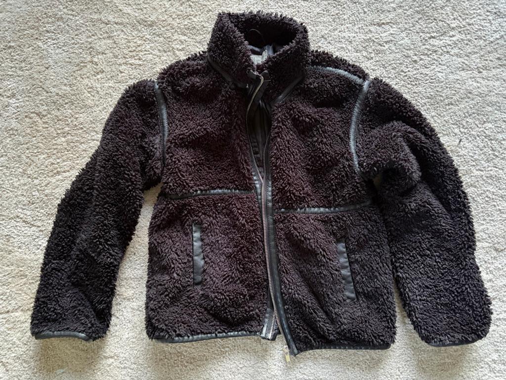 H&M Zwarte Teddy Jas Maat 134/140, Ophalen of Verzenden, Gebruikt, Jongen of Meisje