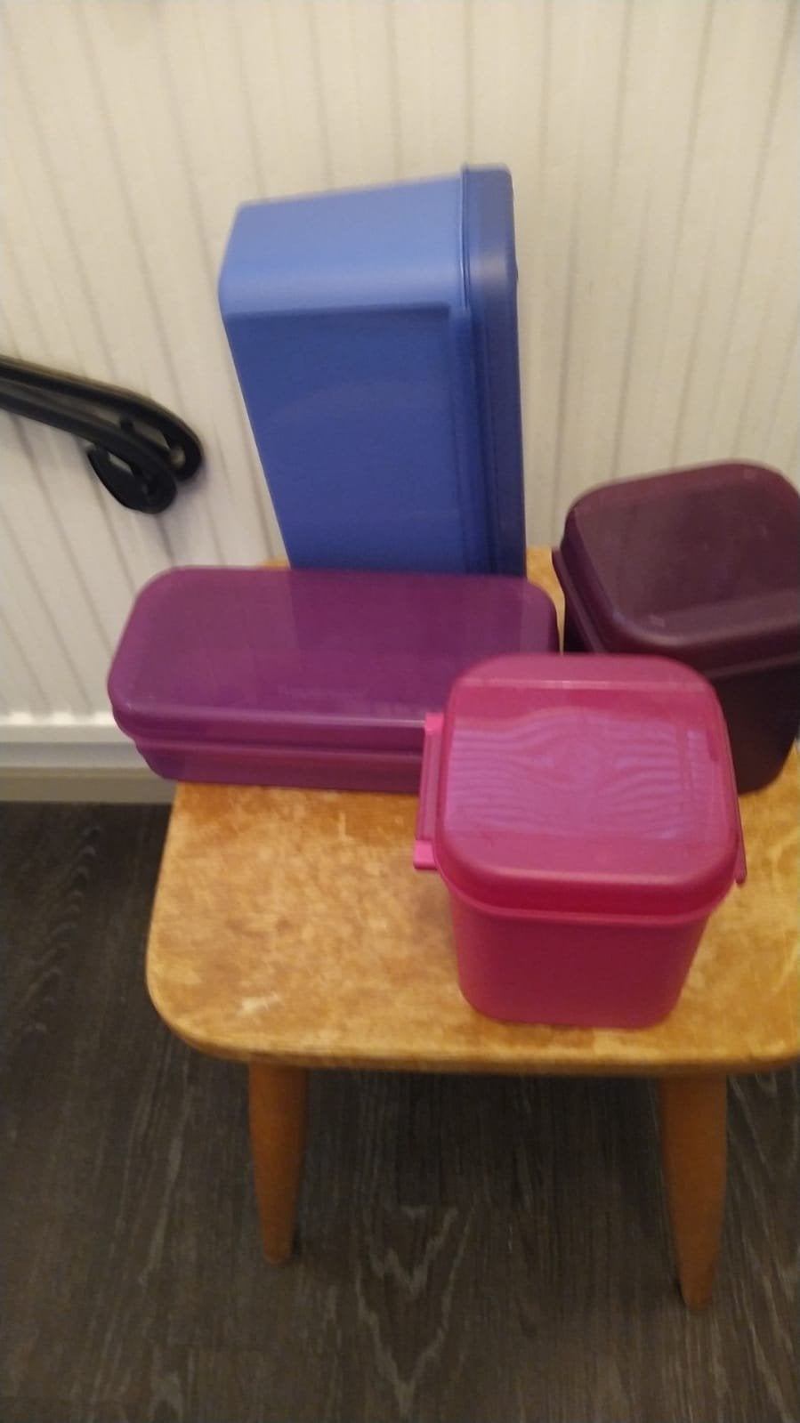 4 Tupperware boxen voor een zacht prijsje, Huis en Inrichting, Keuken | Tupperware, Ophalen, Gebruikt, Overige kleuren, Bewaardoos