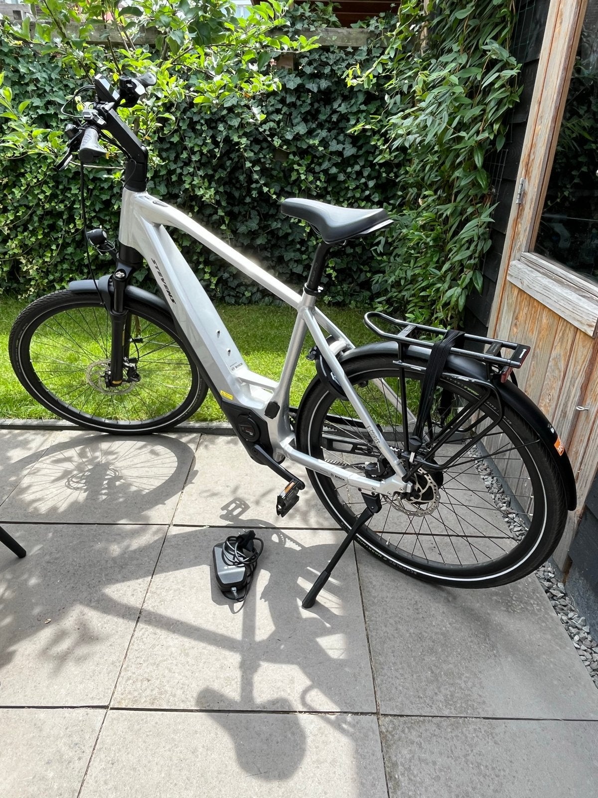 Stevens E-Courier Plus E-bike - Bosch Performance CX, Zo goed als nieuw, 50 km per accu of meer, 55 tot 59 cm, Ophalen