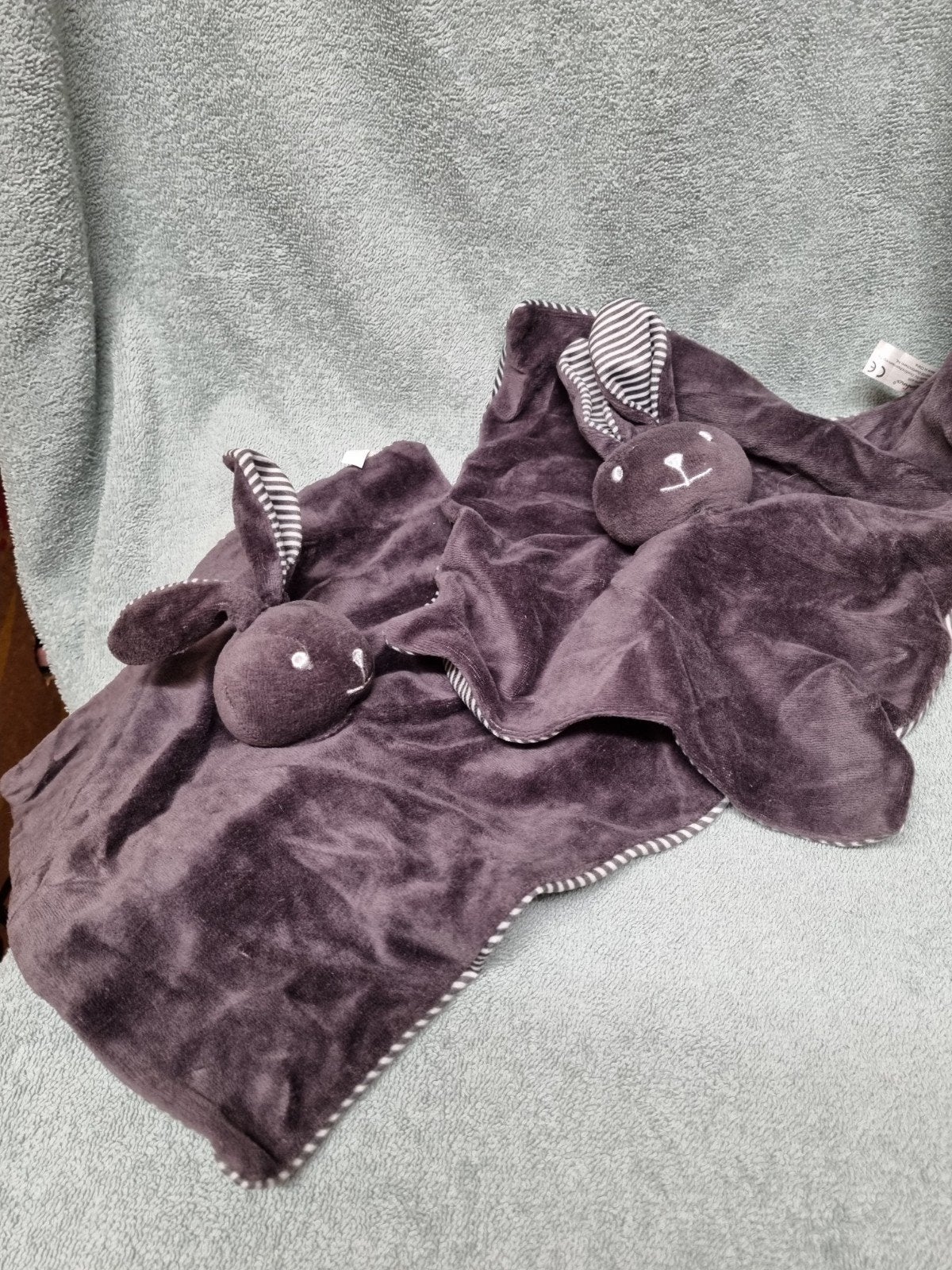 bambino knuffel doekjes konijn donker grijze nr 50, Ophalen of Verzenden, Zo goed als nieuw, Konijn