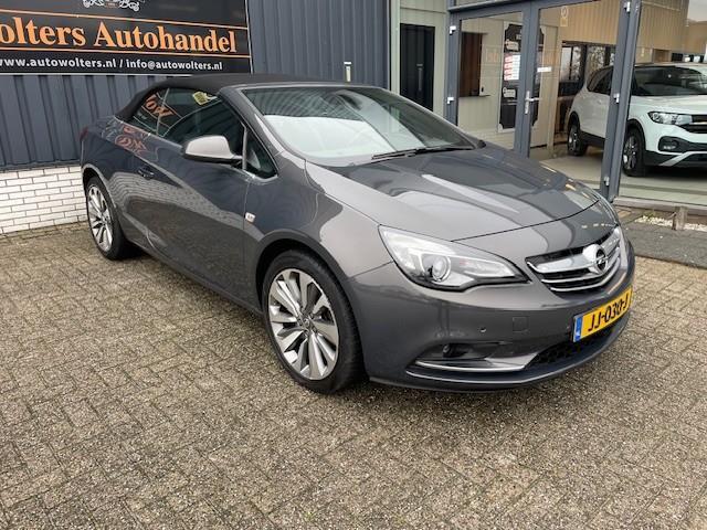 Opel Cascada 1.4 Turbo ecoFLEX Cosmo, Voorwielaandrijving, 4 cilinders, Cabriolet, 4 stoelen