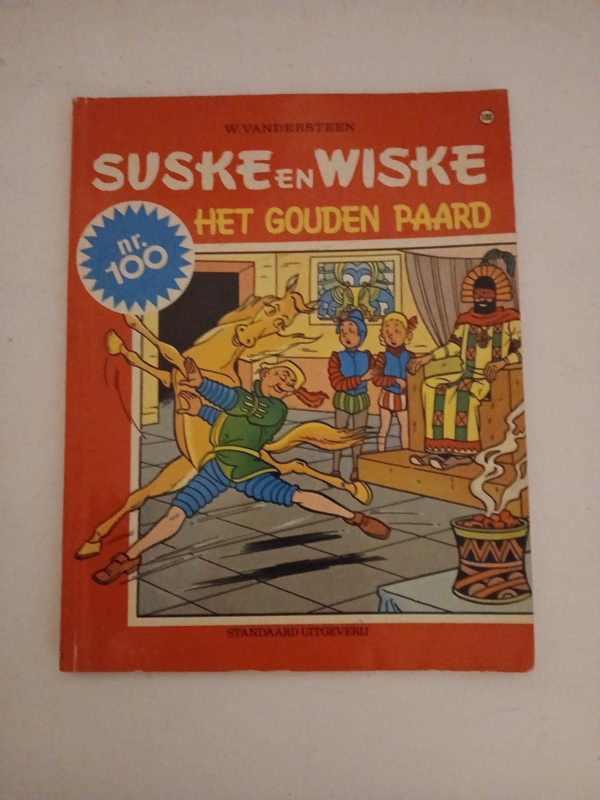 Suske en Wiske - Het Gouden Paard (nr. 100), Gelezen, Willy Vandersteen, Eén stripboek, Ophalen of Verzenden