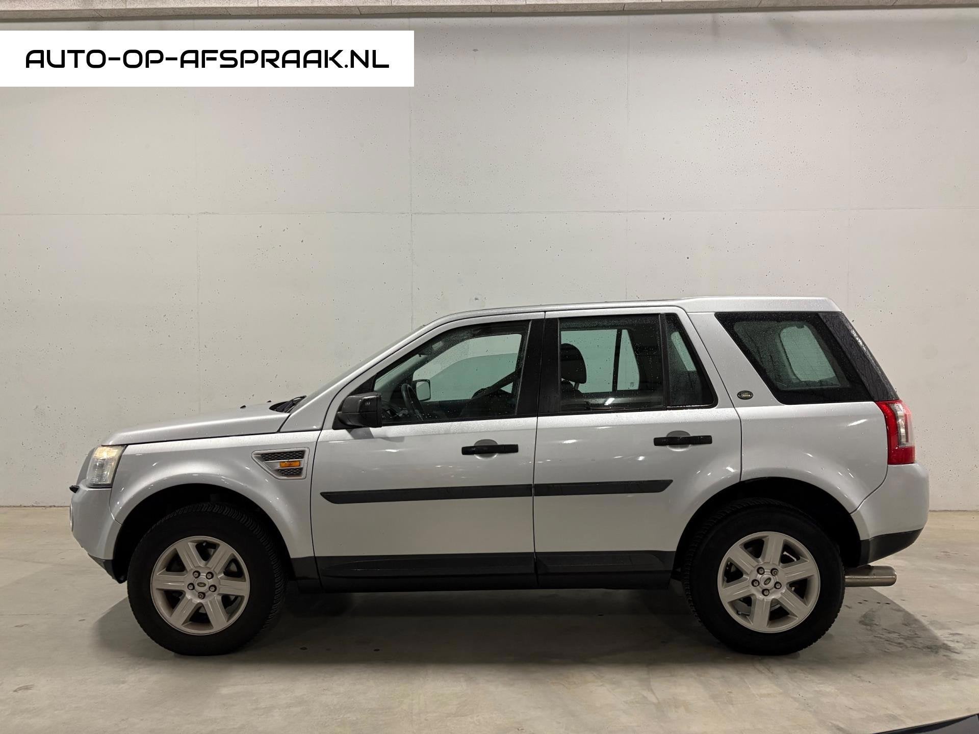 Land Rover Freelander 3.2 i6 HSE Automaat Pano, Automaat, Gebruikt, 2000 kg, Origineel Nederlands