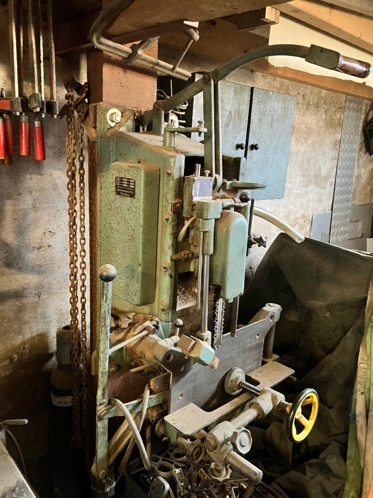 Kettingsteek freesmachine, Ophalen, Gebruikt, Elektrisch, Overige soorten