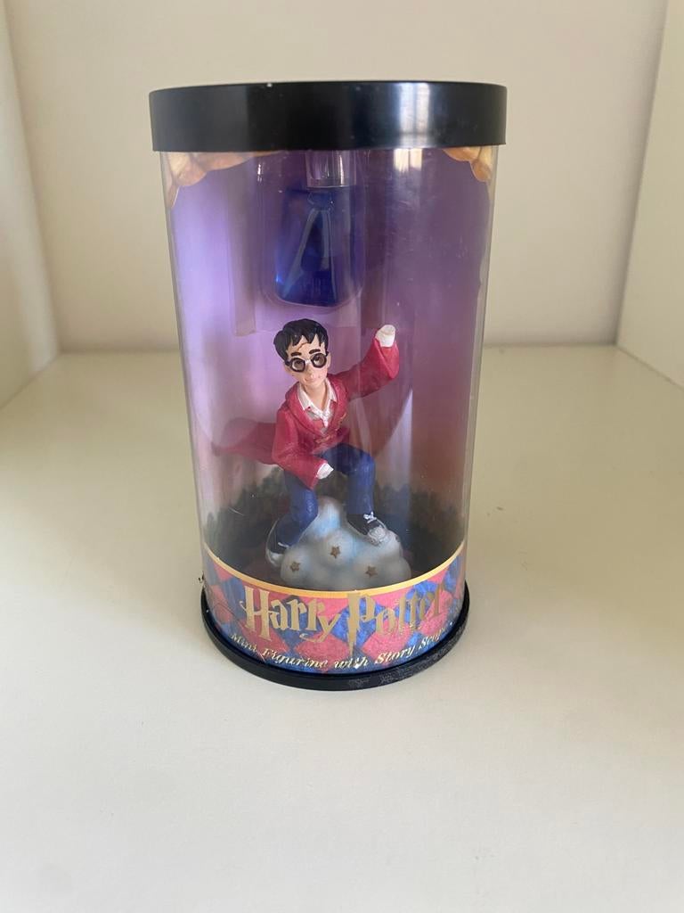 Harry potter mini figurine (zit los aan onderkant), Ophalen of Verzenden, Zo goed als nieuw, Beeldje of Poppetje