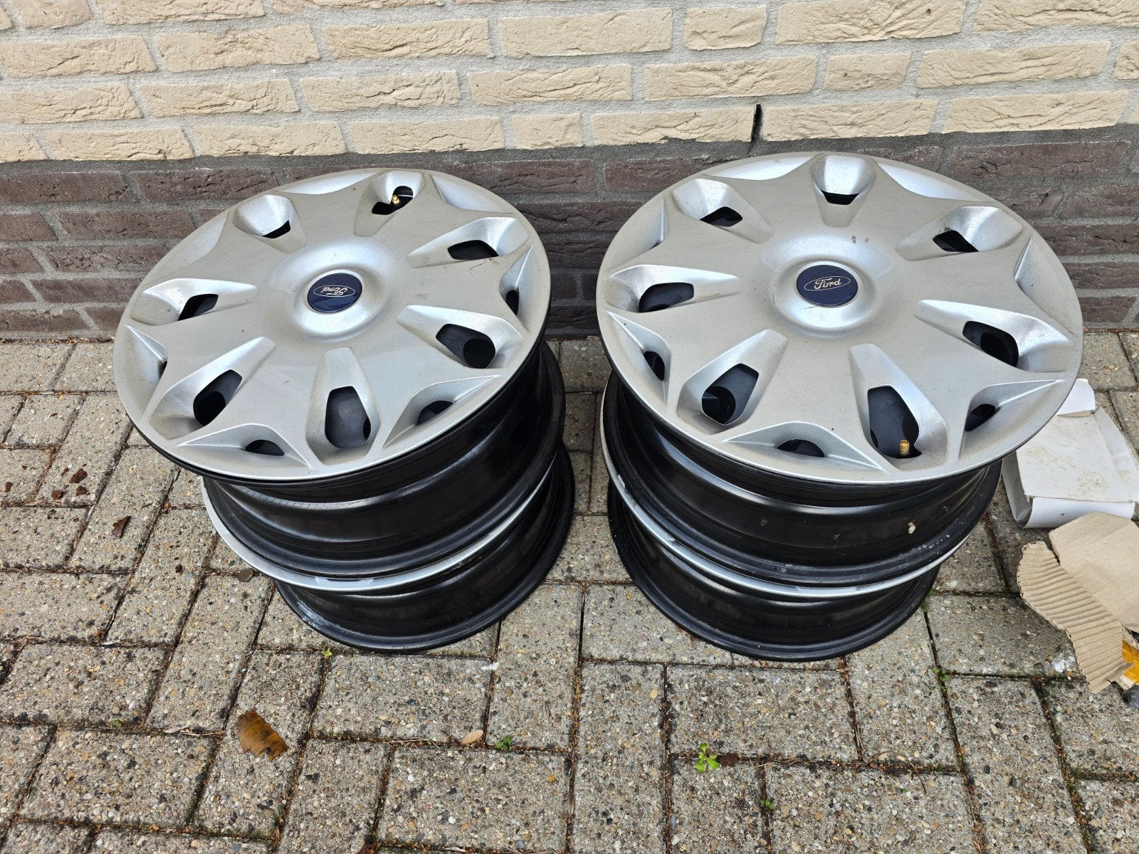 4x Z.G.A.N. Originele 16" Ford velgen met doppen - Transit C, Ophalen, Velg(en), 16 inch, Bestelwagen