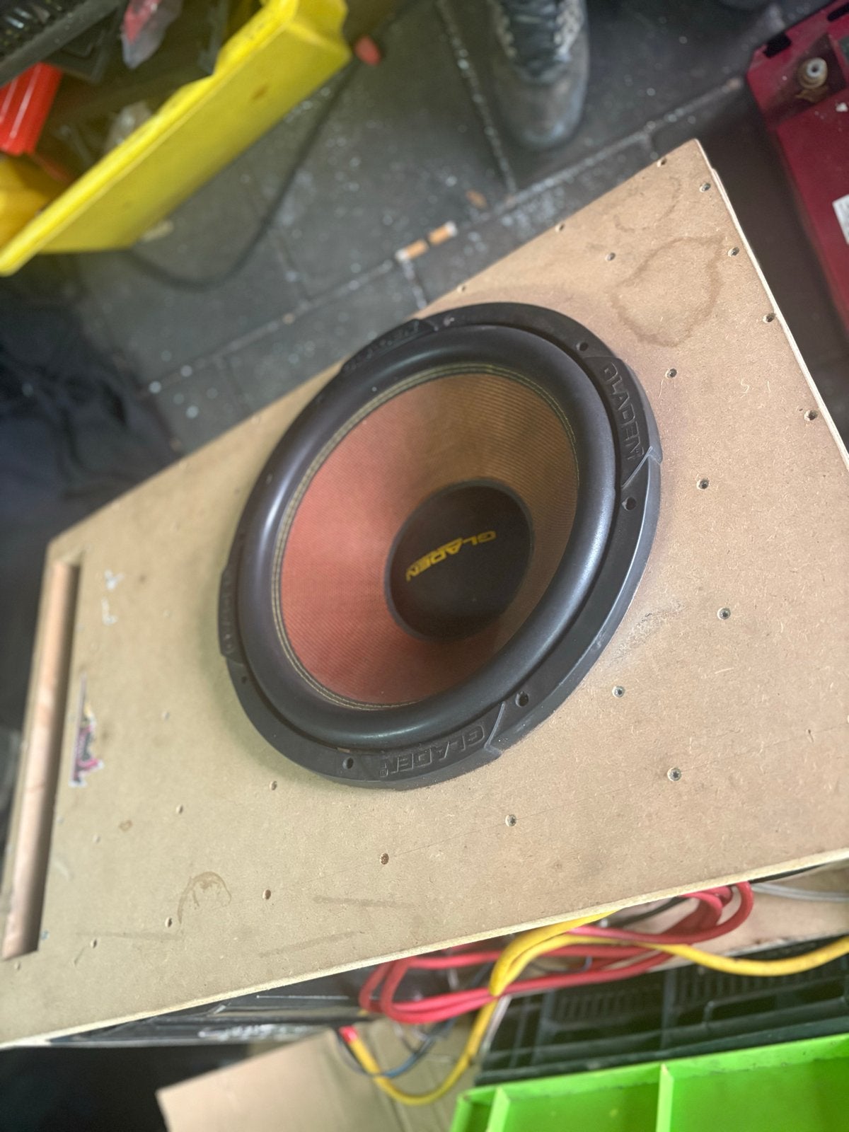 Gladen SPL 15 subwoofer inclusief kist, Auto diversen, Ophalen, Gebruikt