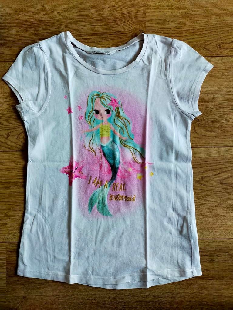 Zgan! Mooi wit shirt met zeemeermin van H&M. Mt 134/140, Kinderen en Baby's, Kinderkleding | Maat 134, Meisje, H&M, Ophalen of Verzenden