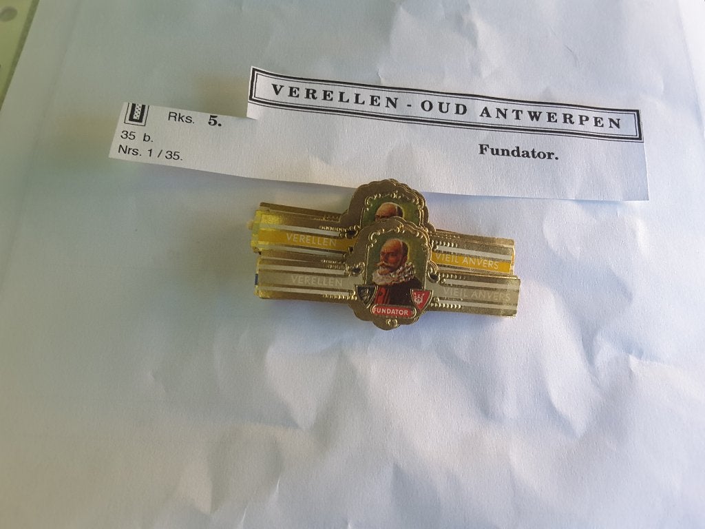 Sigarenbandjes verellen reeks5 fundator nf, Verzenden, Gebruikt, Sigarenbandjes