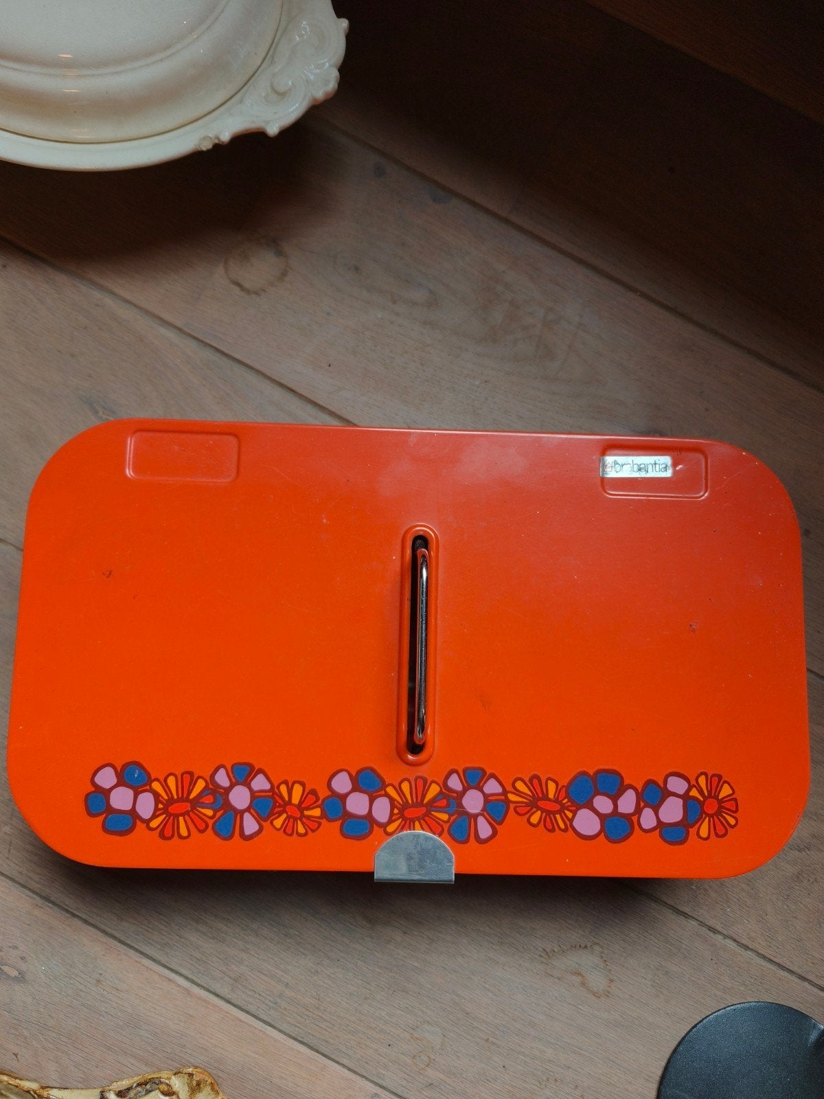 Brabantia broodtrommel oranje met bloemmotief, Ophalen of Verzenden