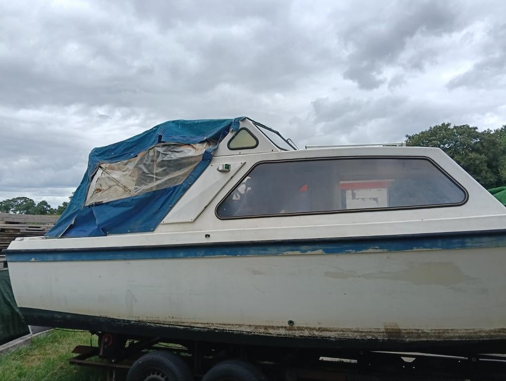 One din 650 met trailer opknaper, Watersport en Boten, Ophalen, Gebruikt