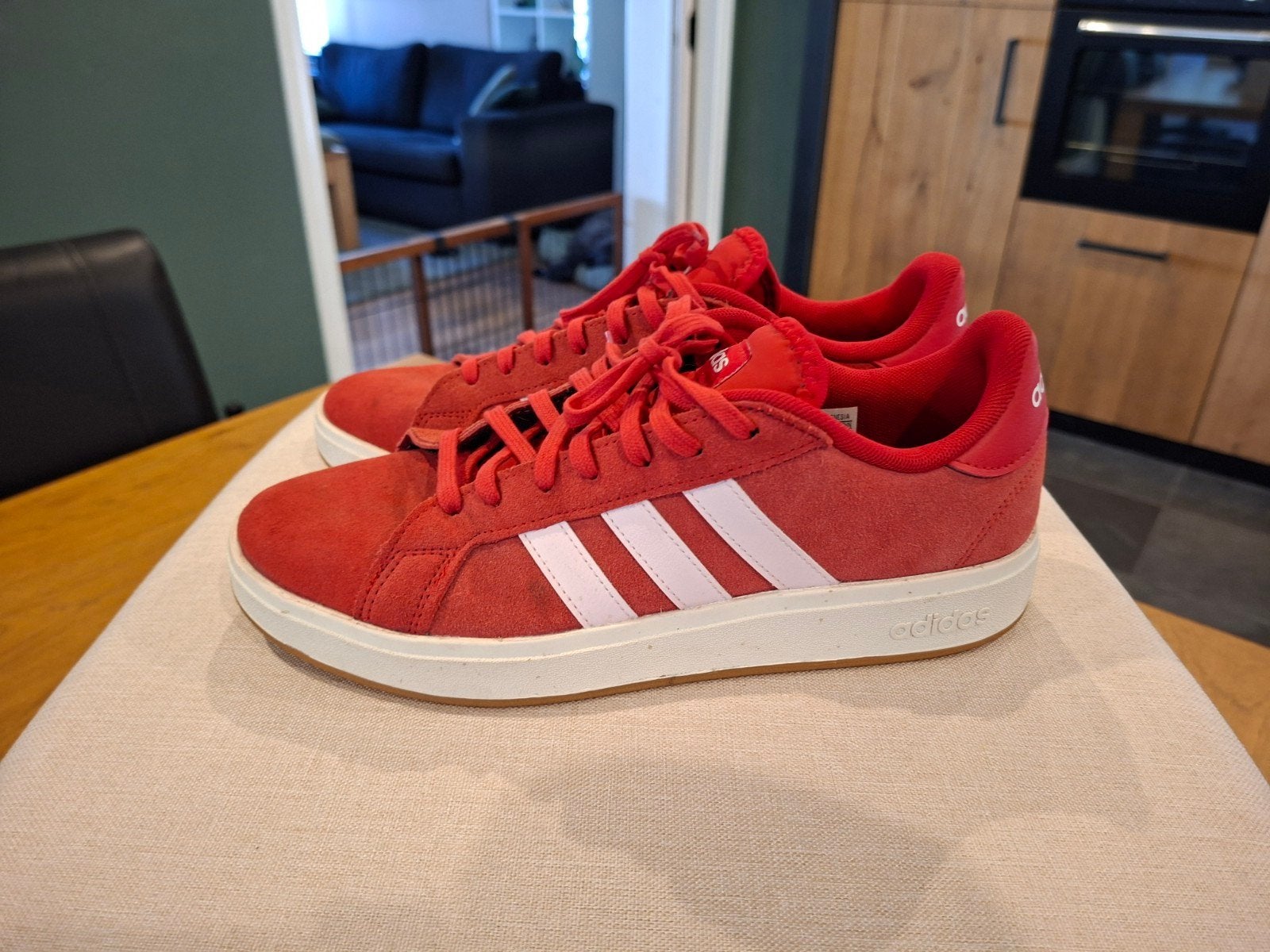 Adidas Grand Court Base 00s sneakers rood dames maat 42, Adidas, Ophalen of Verzenden, Rood, Sneakers of Gympen