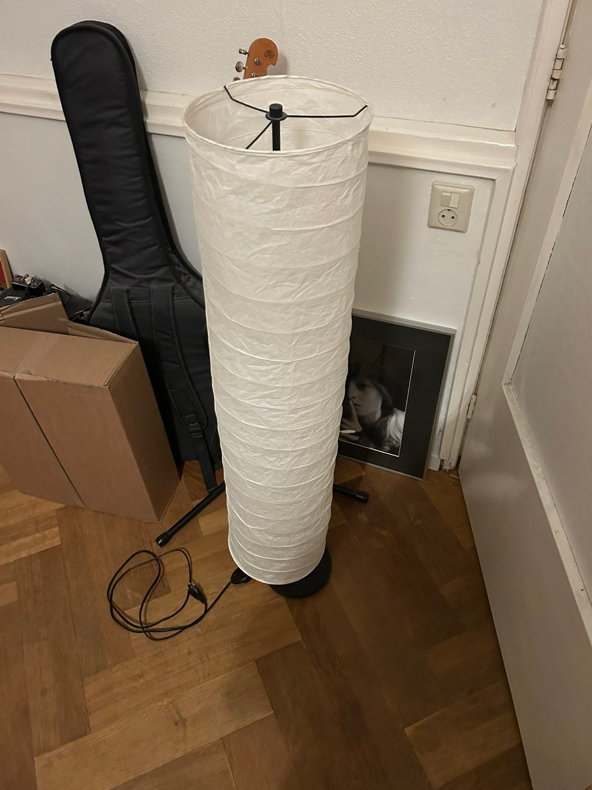IKEA Holmo vloer lamp van rijstpapier, Huis en Inrichting, Lampen | Vloerlampen, Ophalen, Zo goed als nieuw, Minder dan 100 cm