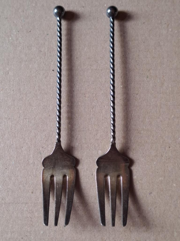 Zilver 2 gebaksvorkjes, Antiek en Kunst, Ophalen of Verzenden