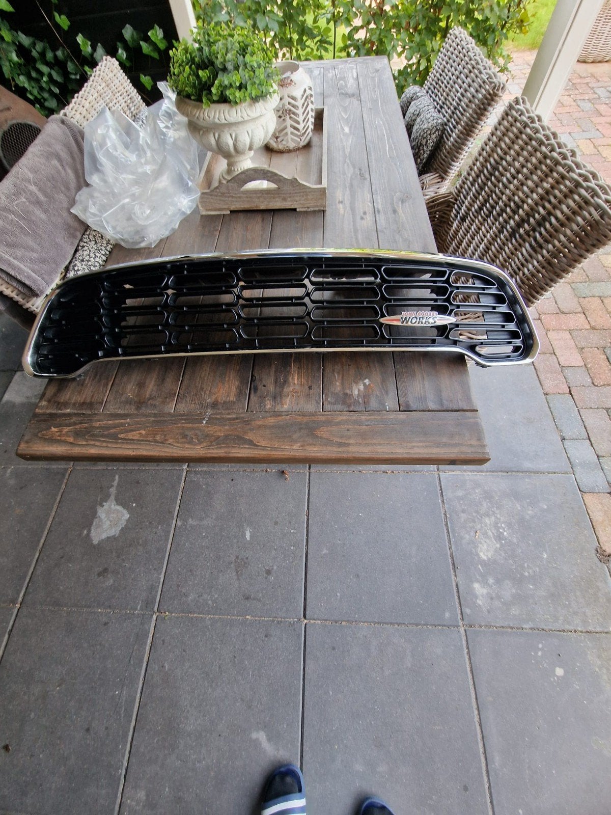 Originele Mini R60 Countryman JCW grille, Auto-onderdelen, Gebruikt, Voor, Ophalen of Verzenden, Mini
