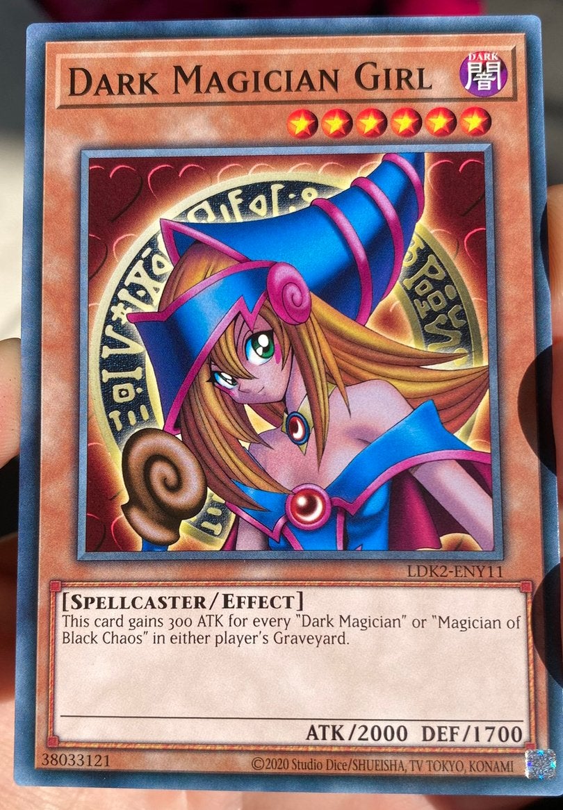 Yu-Gi-Oh! Dark Magician Girl Legendary Print !, Hobby en Vrije tijd, Verzamelkaartspellen | Yu-gi-Oh!, Ophalen of Verzenden, Zo goed als nieuw