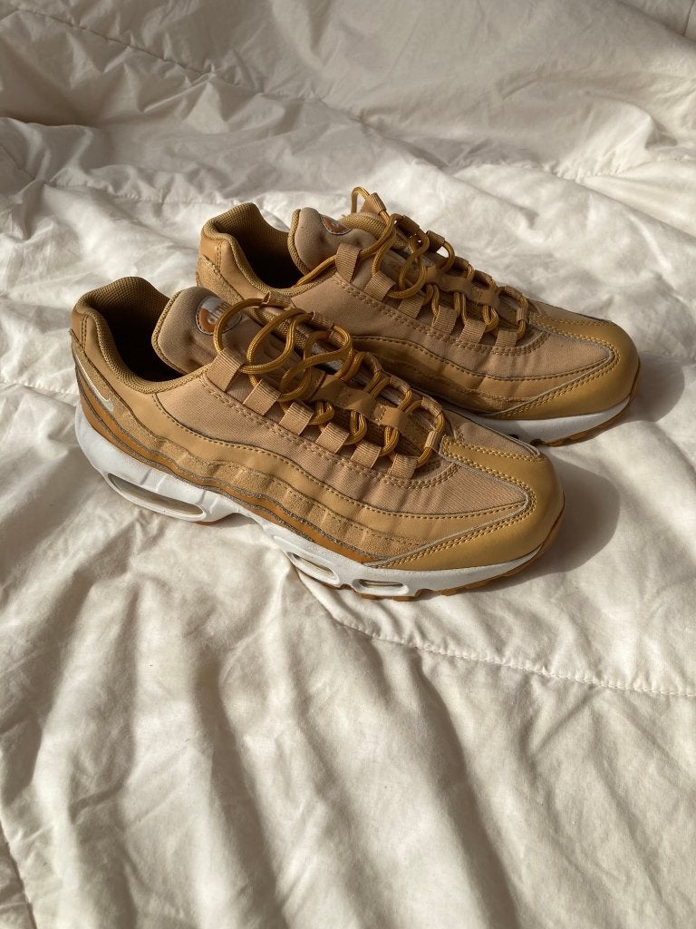 NIKE Air Max geel - maat 37,5 NIEUW, Geel, Nike, Nieuw, Ophalen of Verzenden
