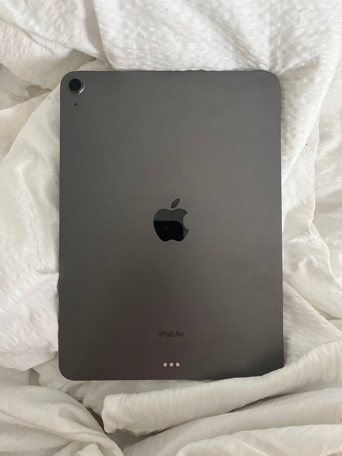 iPad Air (5e generatie) - Zo goed als nieuw