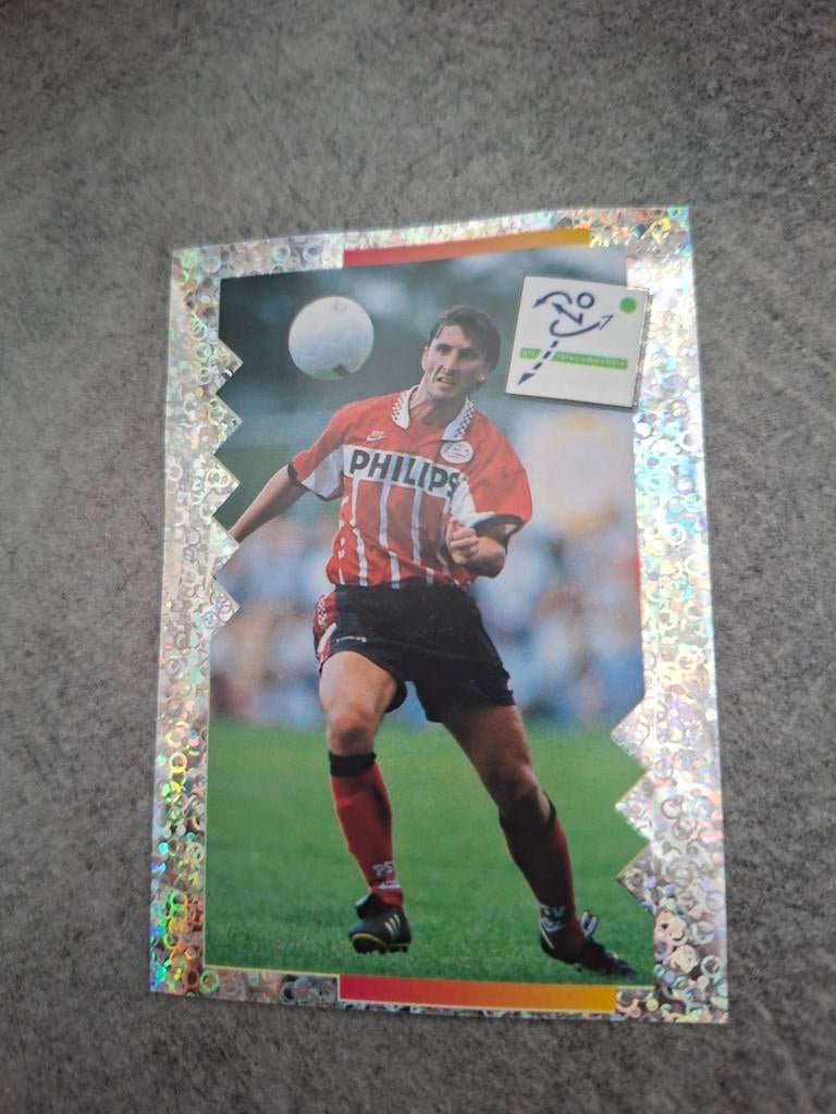 Panini sticker Voetbal 96. Actiefoto Luc Nilis PSV Eindhoven, Verzenden, Zo goed als nieuw, Sticker