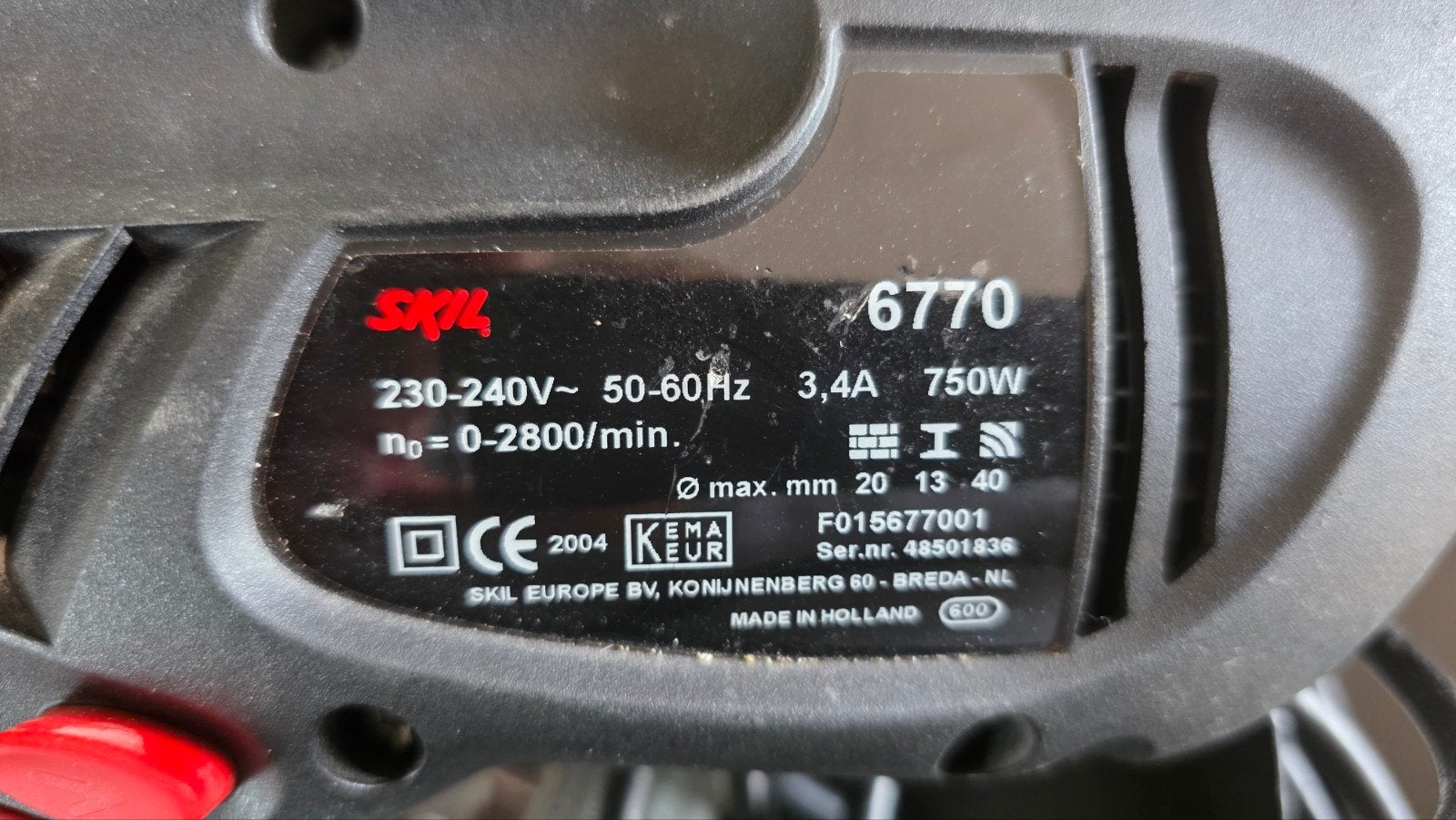 Skil Klopboormachine 6770 - 750W - Weinig gebruikt, Doe-het-zelf en Verbouw, Gereedschap | Boormachines, Boormachine, 600 watt of meer