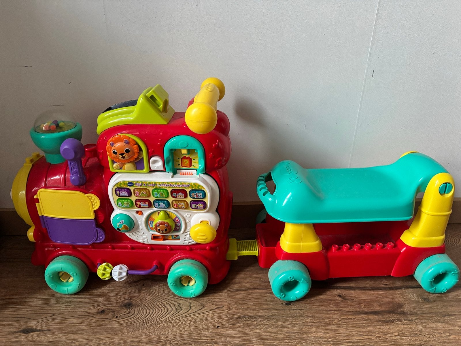 VTech Baby Loopfiets Trein met Kar - Niet Compleet, Ophalen, Gebruikt, Overige typen, Met licht