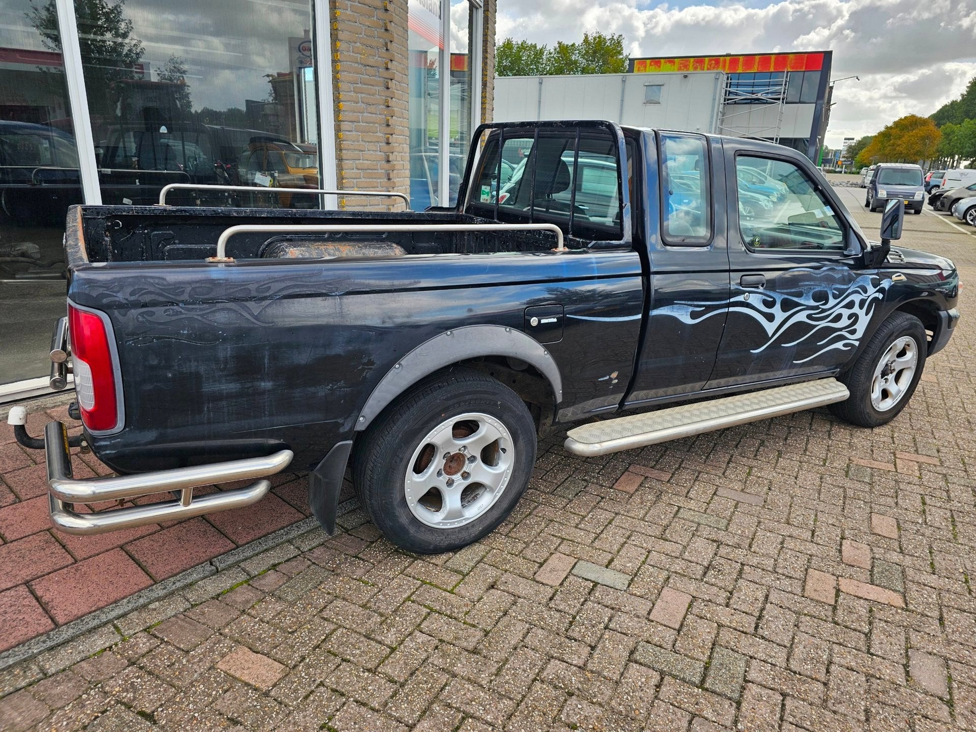 Nissan Pick-up 2.5 king Cab, Euro 2, 83 pk, Gebruikt, Zwart