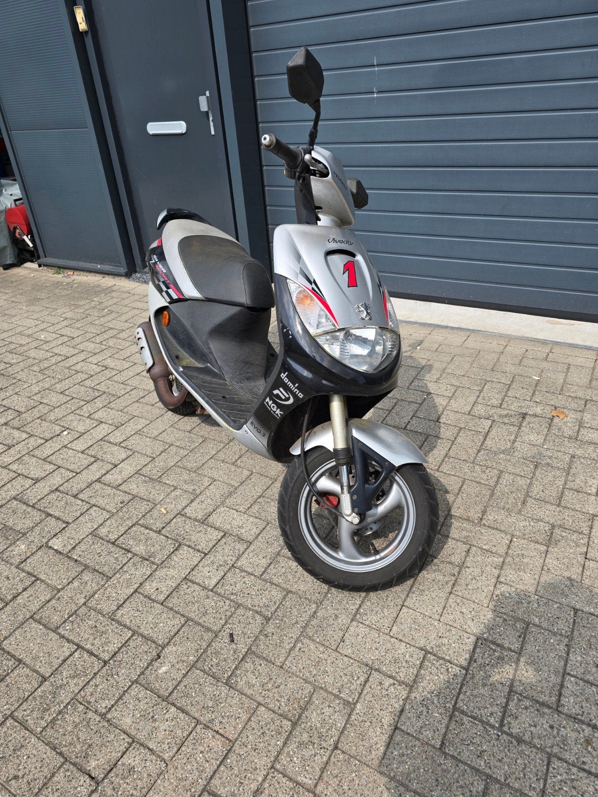 Peugeot viva city 2takt, Fietsen en Brommers, Scooters | Peugeot, Ophalen, Vivacity