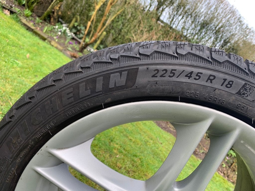 Z4M E86 set originele wielen en ongebruikte winterbanden, 18 inch, 255 mm, Banden en Velgen, Nieuw