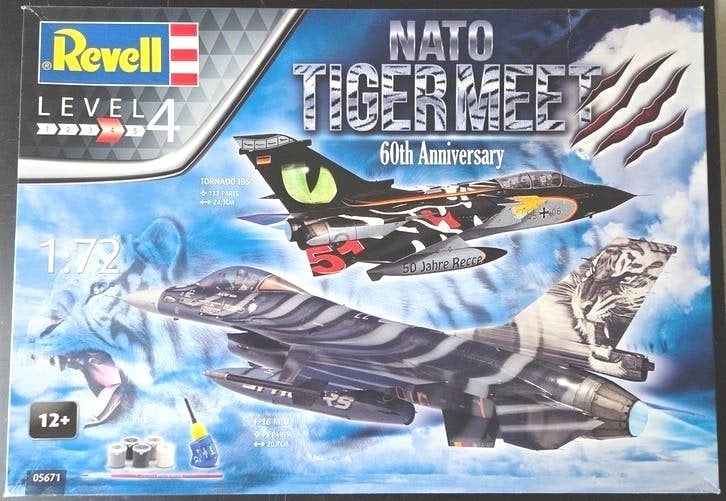Revell  NATO Tigermeet 60th Anniversary 1:72 sealed, Hobby en Vrije tijd, Modelbouw | Vliegtuigen en Helikopters, 1:72 tot 1:144