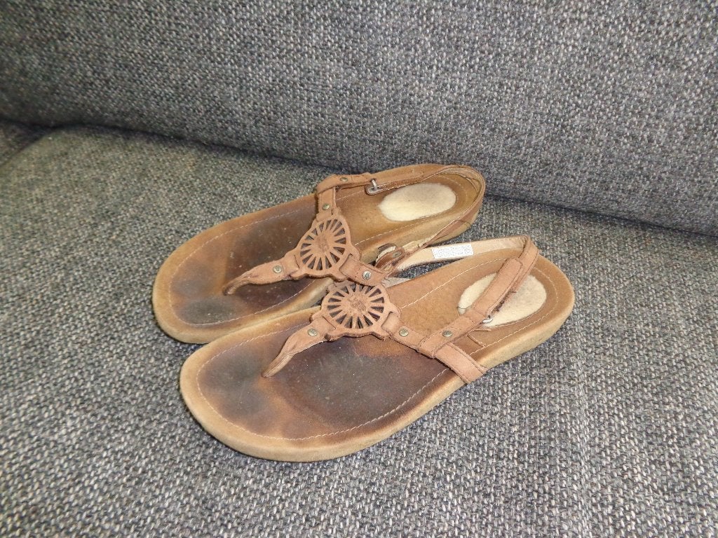Bruine ugg meisjesteenslippers, maat 32, Gebruikt, Meisje, Schoenen, Ophalen of Verzenden