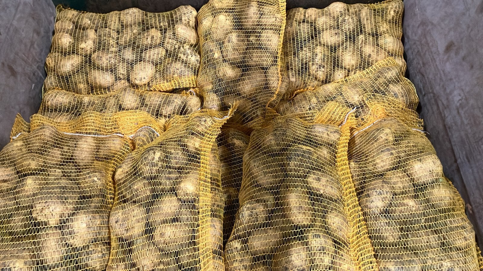 Verse aardappelen en uien van Versluis Groothandel, Ophalen of Verzenden