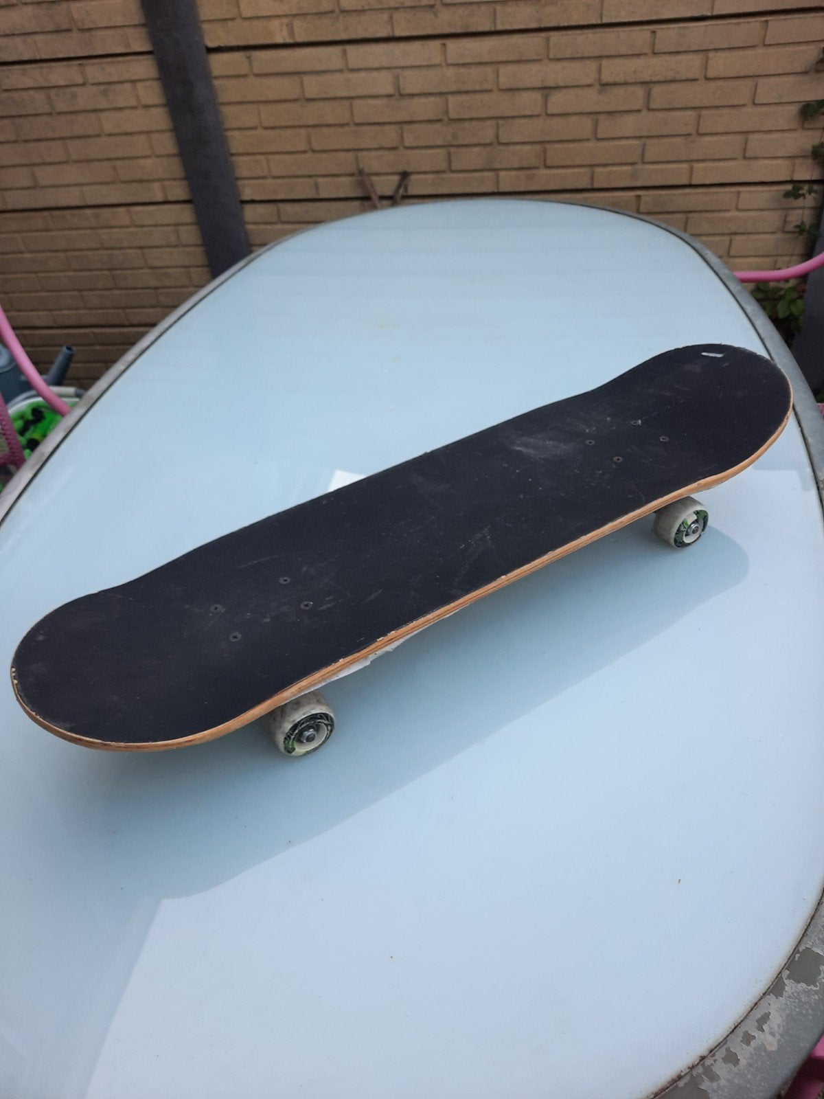 Skateboard met groen-zwart design, Ophalen, Gebruikt, Skateboard